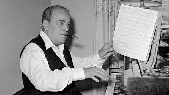 La pianista Sylvia Thereza tocará en Madrid la obra del director de  orquesta brasileño Heitor Villa-Lobos - El Trapezio