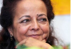 Retrato de Ana Paula Tavares, escritora angolana ganadora del Premio Camões 2025.