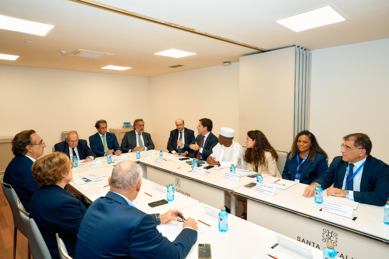 Reunión de la Asociación Iberoafricana de Cámaras de Comercio en Canarias