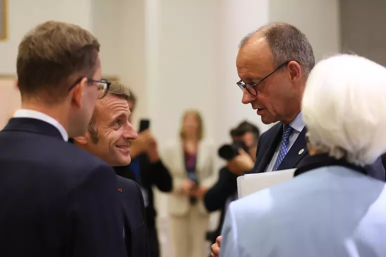 Líderes de países de la UE discutiendo sobre acuerdo con Mercosur