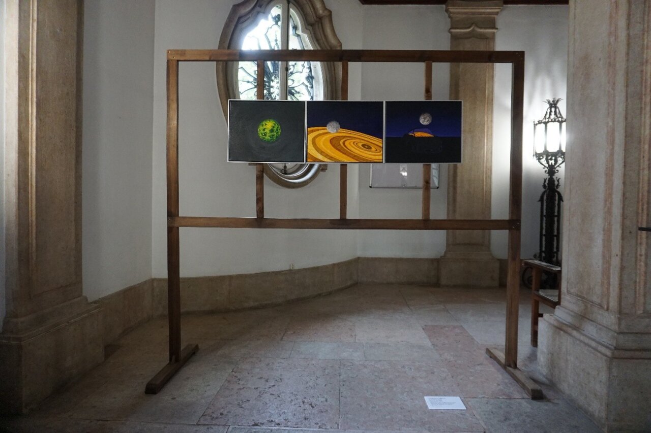 Obra de arte expuesta en la exposición Sem Raia en Sevilla