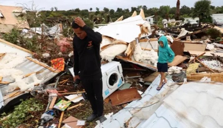 Daños causados por vientos extremos en Albufeira, Portugal.