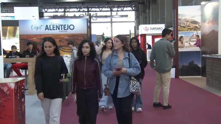 Visitantes en la Feria Multisectorial Hispano-Portuguesa Fehispor en Ifeba