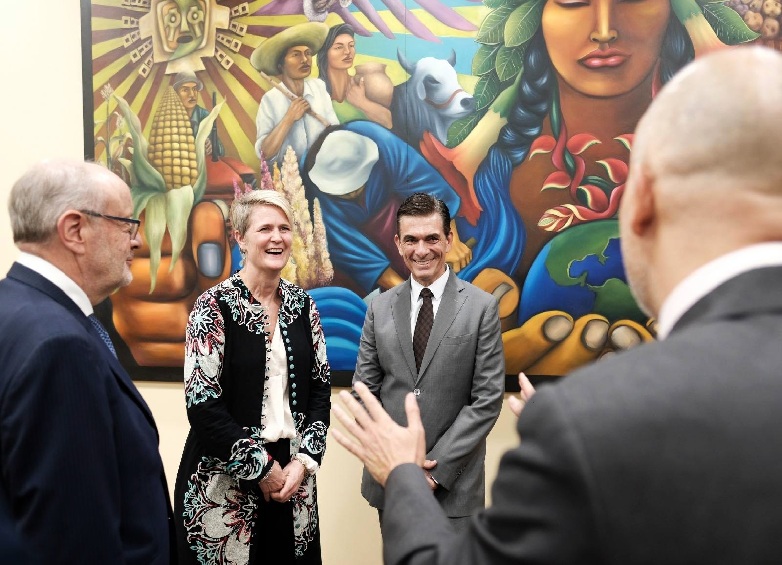 El presidente de Bolivia en reunión con representantes de la Unión Europea