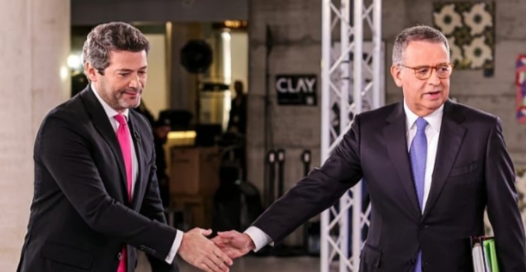 Marcelo Rebelo de Sousa y otros candidatos presidenciales en un evento