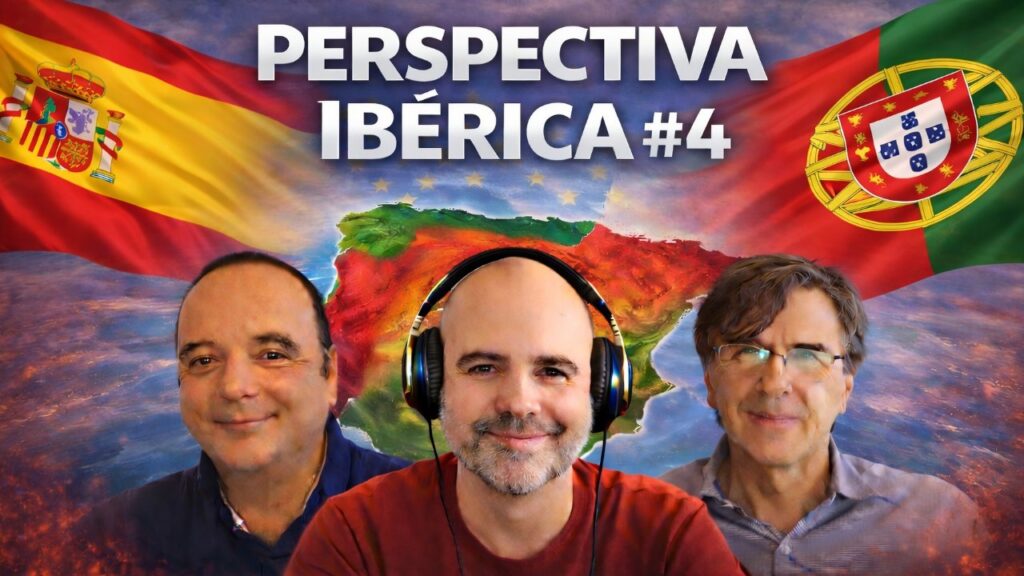 Tres hombres sonriendo con banderas de España y Portugal de fondo