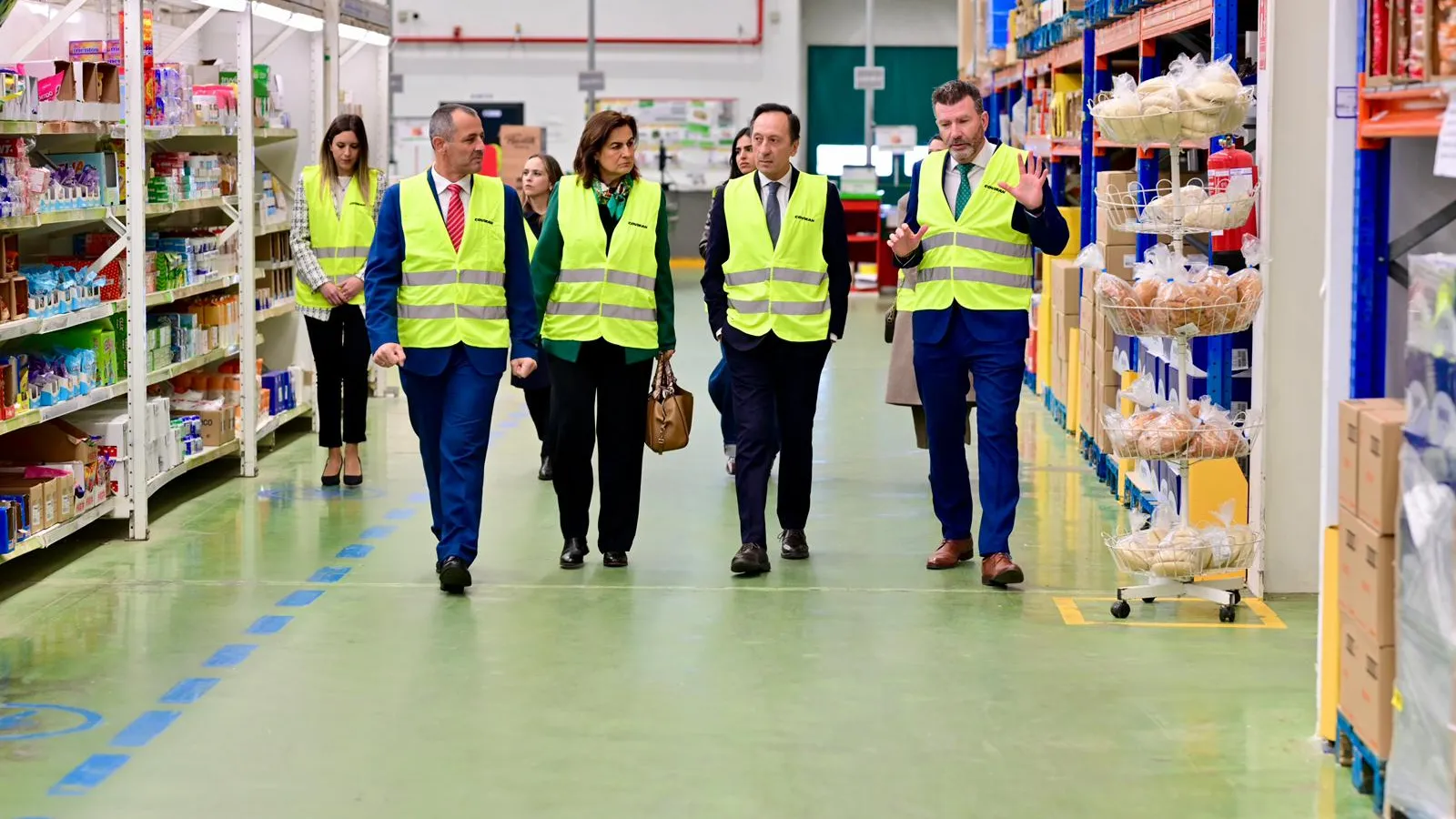 Visita a un supermercado Coviran en proceso de modernización en Portugal