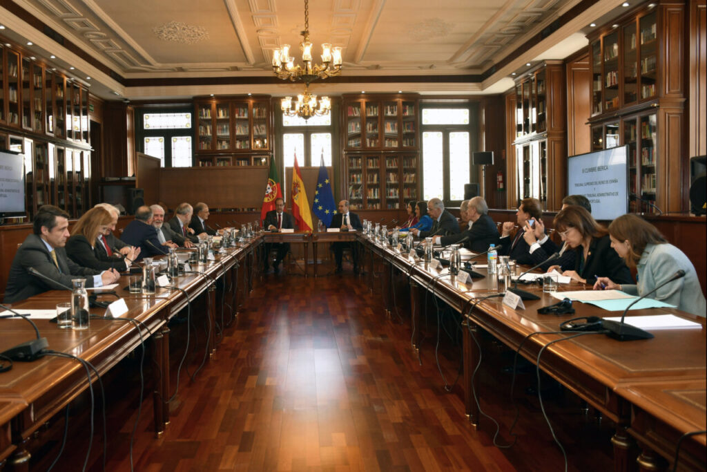 Reunión del Tribunal Supremo español y el Supremo Tribunal Administrativo de Portugal