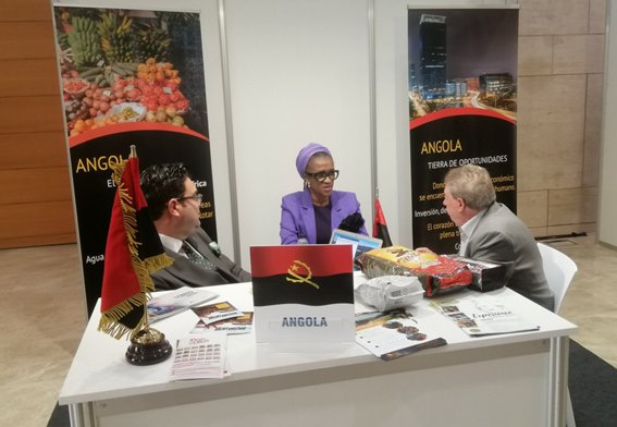 Reunión empresarial en IMEX Barcelona con representantes de Angola