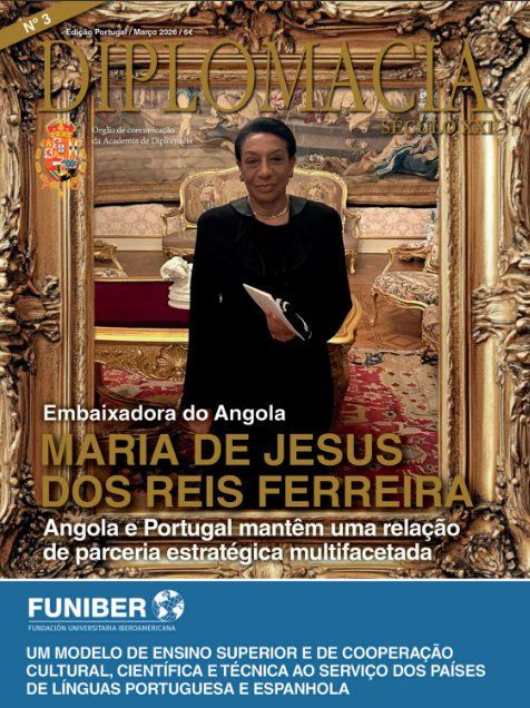 Capa da revista Diplomacia com a embaixadora de Angola Maria de Jesus dos Reis Ferreira.