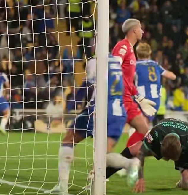 Jugadores de fútbol en un partido del campeonato portugués