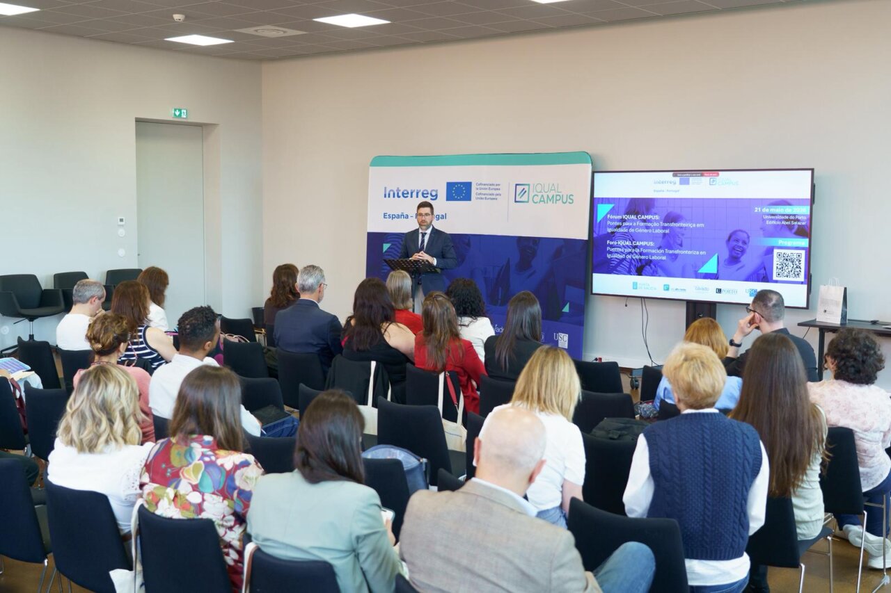 Asistentes al foro Iqual Campus sobre igualdad laboral en Oporto