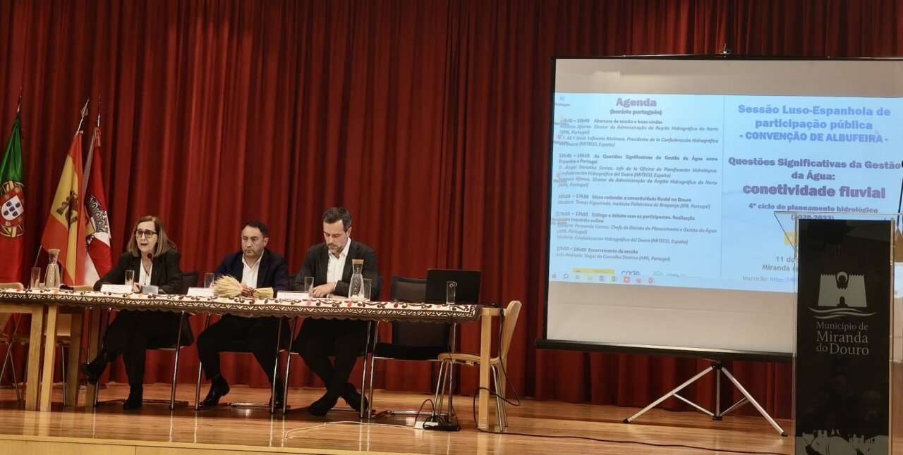 Mesa de debate sobre gestión del agua en jornada transfronteriza España-Portugal
