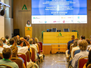 Evento de lanzamiento de alianza estratégica en Sevilla sobre innovación agroalimentaria.