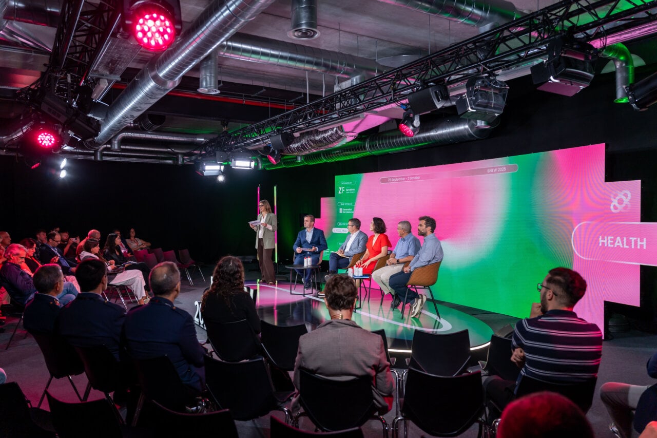 Panel de discusión en la séptima edición de BNEW 2026 en DFactory Barcelona