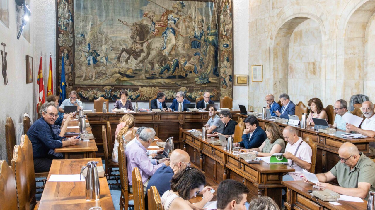 Reunión del Consejo de Gobierno de la Universidad de Salamanca.