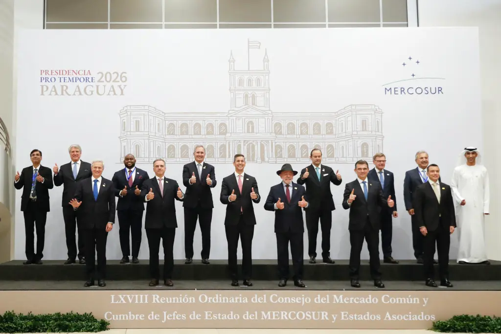 Jefes de Estado del Mercosur en la cumbre de 2026 en Paraguay