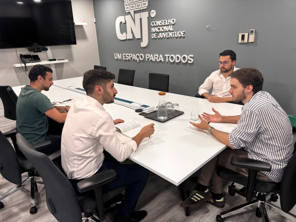 Reunión del Secretario General de la OIJ con el Consejo Nacional de Juventud