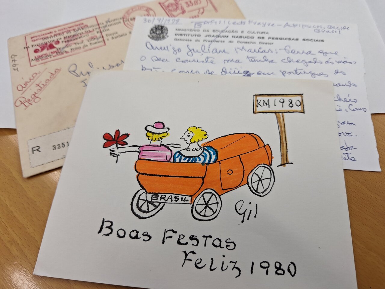 Dibujo de tarjeta con mensaje de Gilberto Freyre a Julián Marías