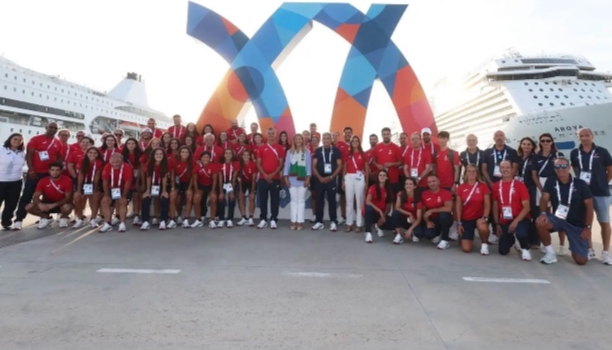 Grupo de atletas portugueses en los Juegos del Mediterráneo de Praia 2027