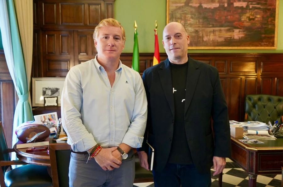 Reunión entre el alcalde de Badajoz y el vicerrector de Évora