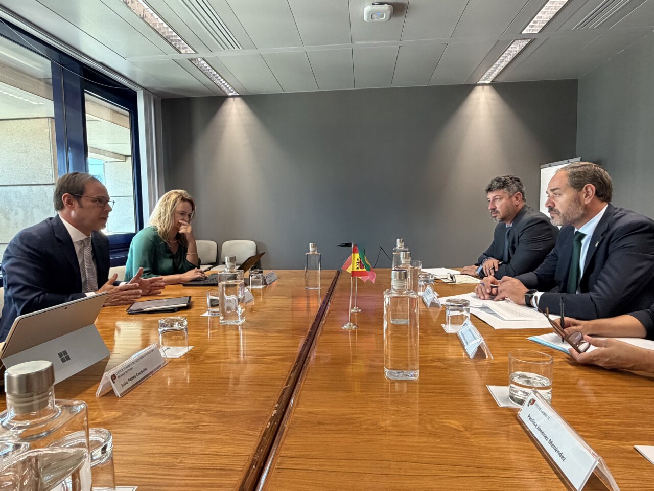 Reunión sobre infraestructuras entre representantes de España y Portugal